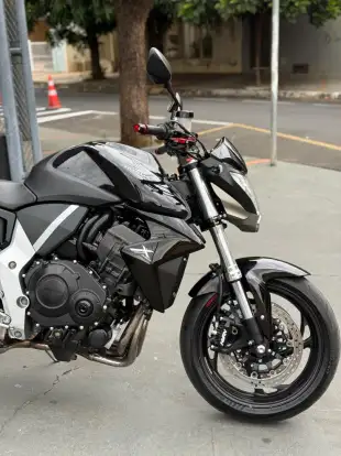 HONDA-CB 1000R-2014