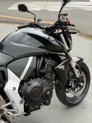 HONDA-CB 1000R-2014