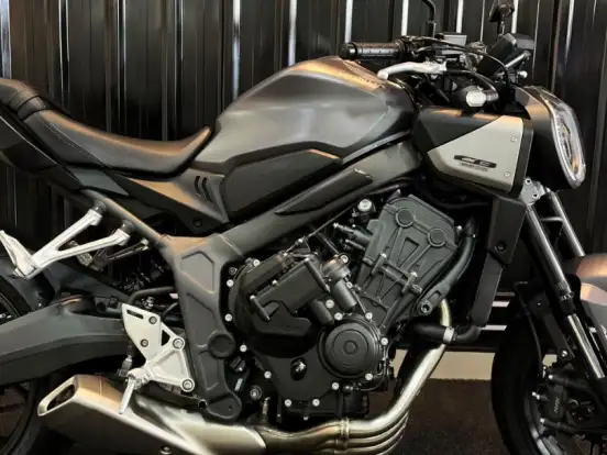 HONDA-CB 650 R ABS HONDA-CB 650 R ABS-2025