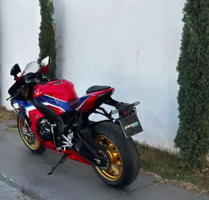 HONDA-CBR 1000RR-R FIREBLADE SP-2022