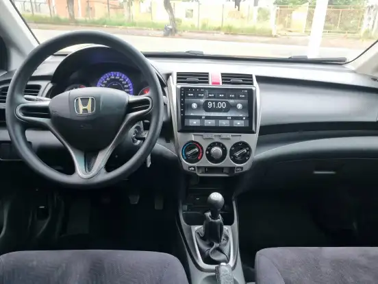 HONDA-CITY-1.5 LX 16V FLEX 4P MANUAL HONDA-CITY-2012