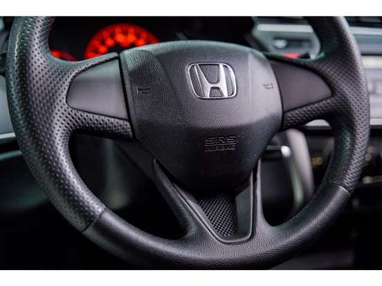 HONDA-CITY-2015