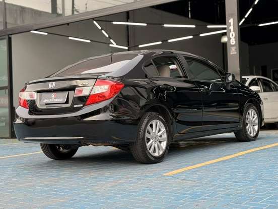 HONDA-CIVIC-1.8 LXS 16V FLEX 4P AUTOMÁTICO HONDA-CIVIC-2014