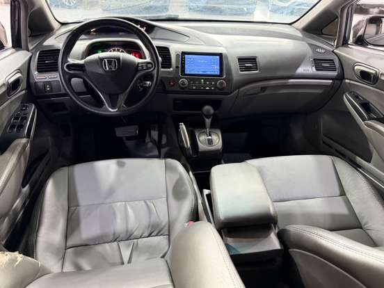 HONDA-CIVIC-2010