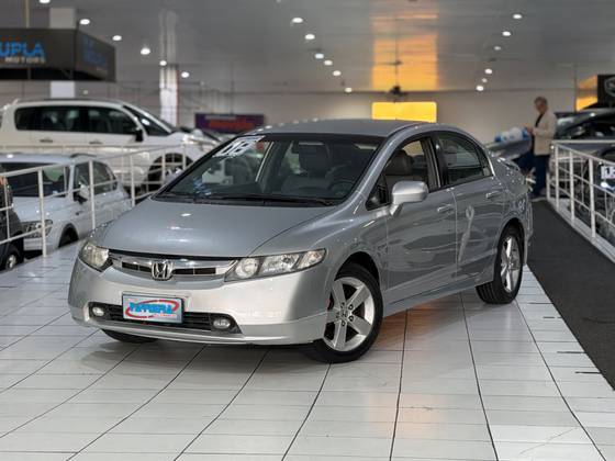 HONDA CIVIC 1.8 LXS 16V FLEX 4P AUTOMÁTICO