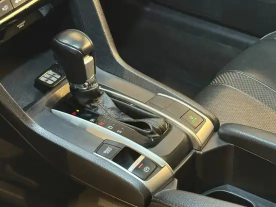 HONDA-CIVIC-2021