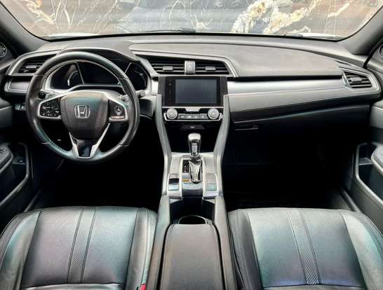 HONDA-CIVIC-2019