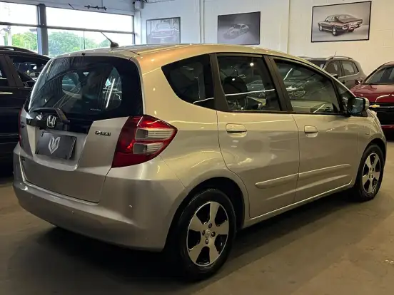 HONDA-FIT-2008