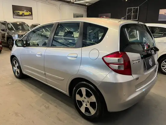 HONDA-FIT-2008