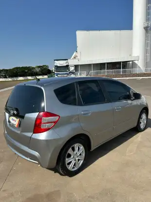 HONDA-FIT-2012