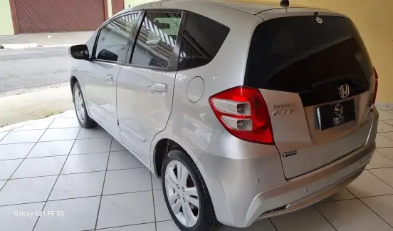 HONDA-FIT-2012