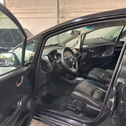 HONDA-FIT-2012