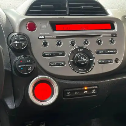 HONDA-FIT-2012