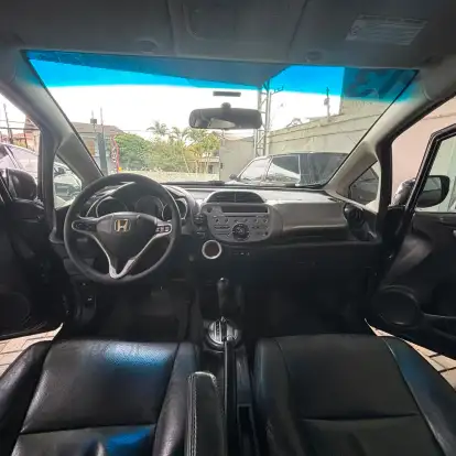 HONDA-FIT-2012