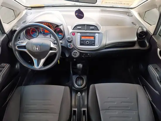 HONDA-FIT-2013