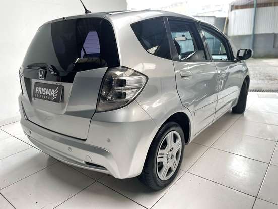 HONDA-FIT-2014