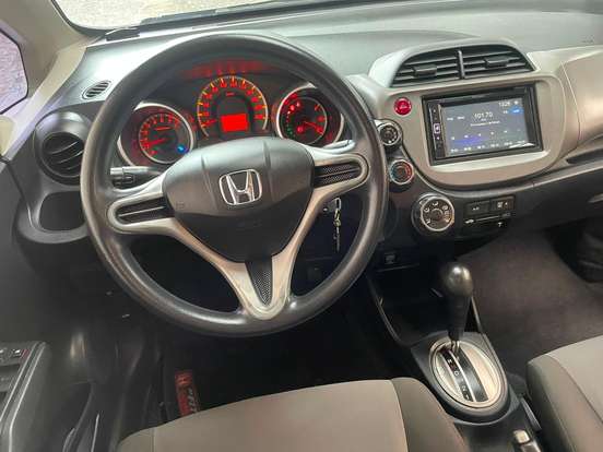 HONDA-FIT-2014