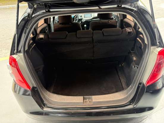 HONDA-FIT-2009