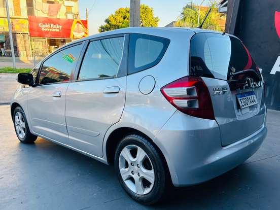 HONDA-FIT-1.4 LX 16V FLEX 4P MANUAL HONDA-FIT-2009