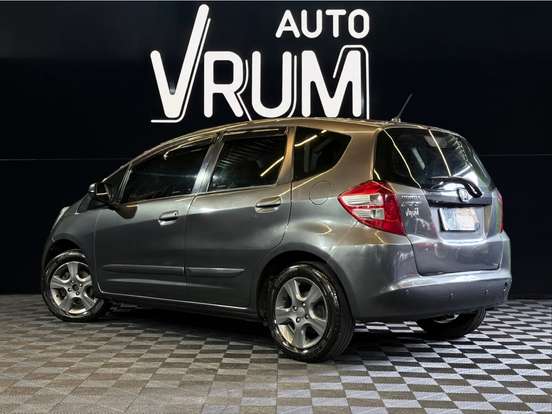 HONDA-FIT-2010