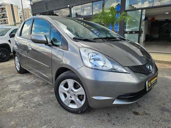 HONDA-FIT-2009