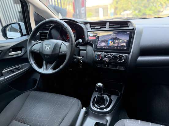 HONDA-FIT-1.5 DX 16V FLEX 4P MANUAL HONDA-FIT-2014