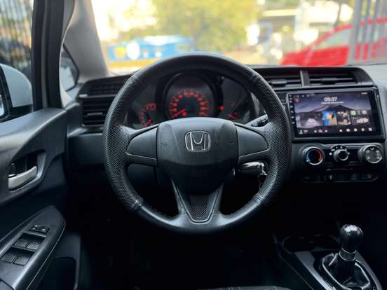 HONDA-FIT-1.5 DX 16V FLEX 4P MANUAL HONDA-FIT-2014