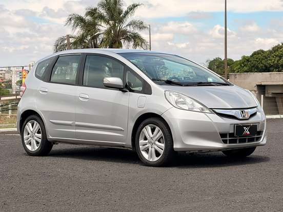 HONDA-FIT-2012