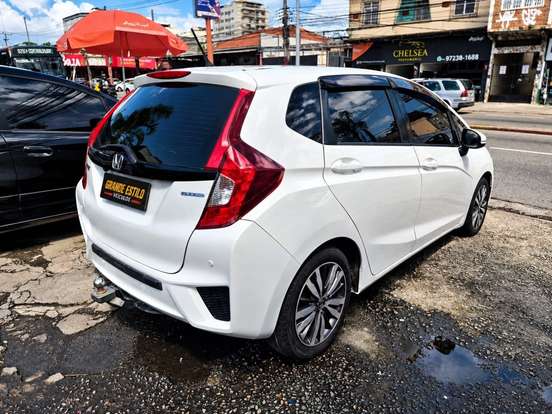 HONDA-FIT-2015