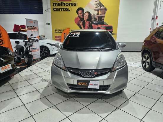 HONDA-FIT-2012