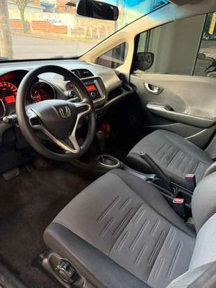 HONDA-FIT-2013