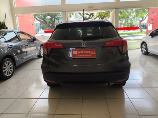 HONDA-HR-V-2016