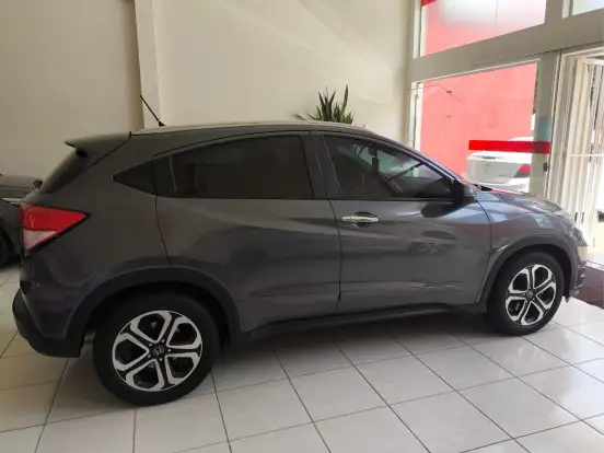 HONDA-HR-V-2016