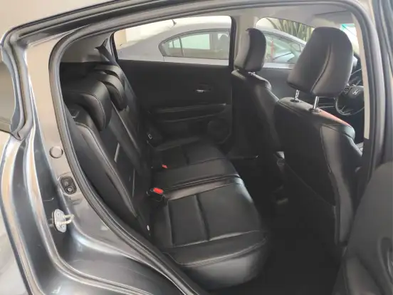 HONDA-HR-V-2016