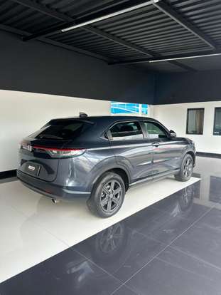 HONDA-HR-V-2023