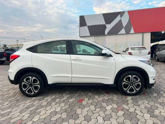 HONDA-HR-V-2016