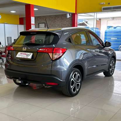 HONDA-HR-V-2017