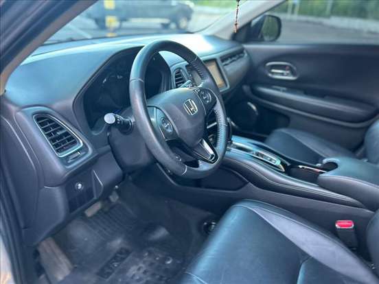 HONDA-HR-V-2019