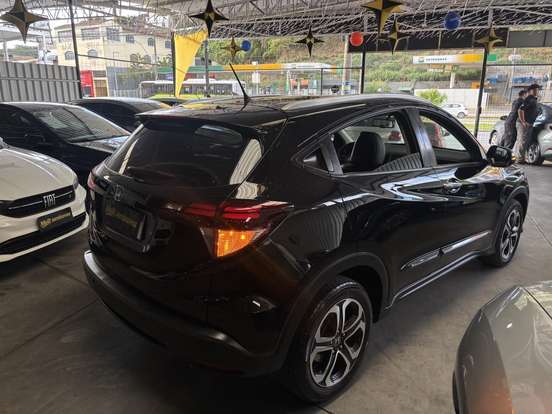 HONDA-HR-V-2017