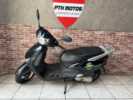 HONDA-LEAD 110-2010