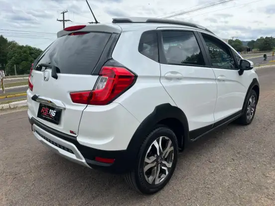 HONDA-WR-V-2017