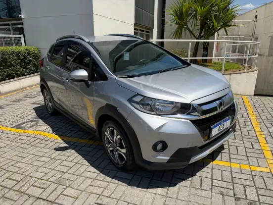 HONDA-WR-V-2017