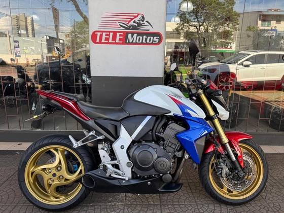 HONDA CB 1000R 