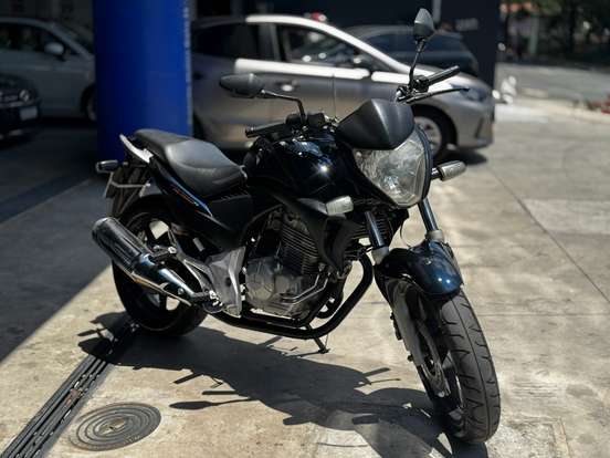 HONDA-CB 300R HONDA-CB 300R-2011