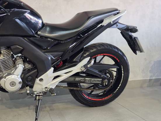 HONDA-CB TWISTER-2016