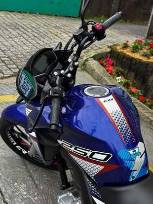 HONDA-CB TWISTER-2022