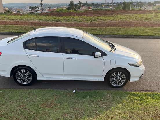 HONDA-CITY-1.5 EX 16V FLEX 4P AUTOMÁTICO HONDA-CITY-2013