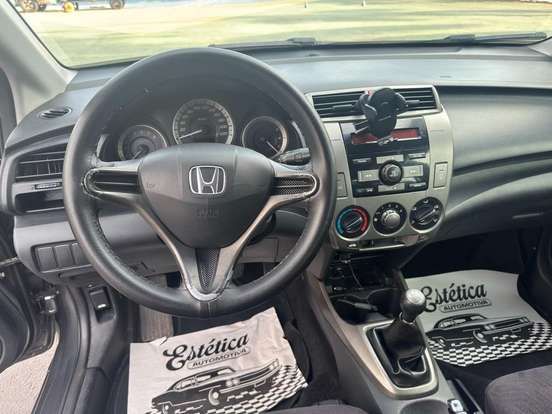 HONDA-CITY-1.5 LX 16V FLEX 4P MANUAL HONDA-CITY-2012