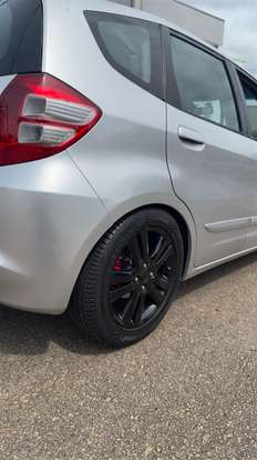 HONDA-FIT-2009