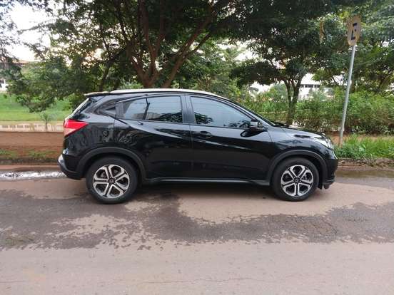 HONDA-HR-V-2017